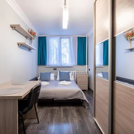 3 Bedrooms Comfy Flat Celarowska Krakkó